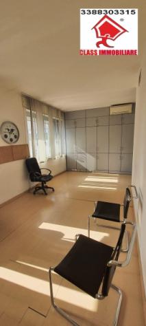 UFFICIO LUMINOSO 9 STANZE CABLATO DOPPIO INGRESSO 200MQ - Foto 8