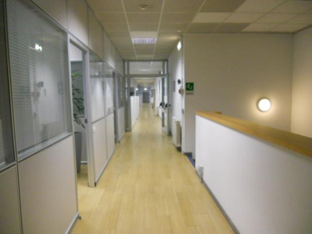 Immobile di 950 m² con più di 5 locali in affitto a Rho - Foto 15