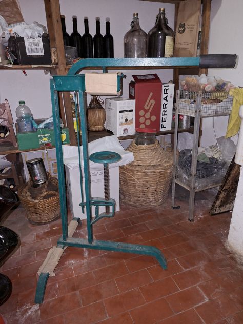 Attrezzatura completo per fare il vino - Foto 5