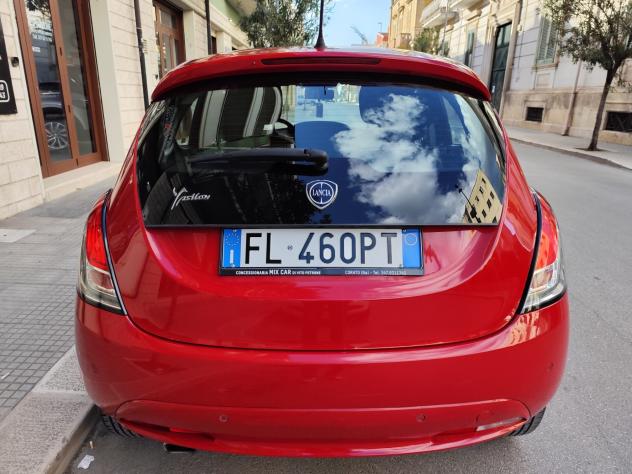 Lancia Ypsilon 1.3 MJT 95CV DIESEL GOLD - Foto 6