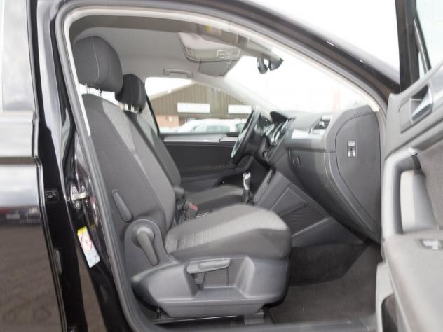 Volkswagen Tiguan 1.5 TSI LIFE NAVI LED ACC PACCHETTO INVERNALE - Foto 3