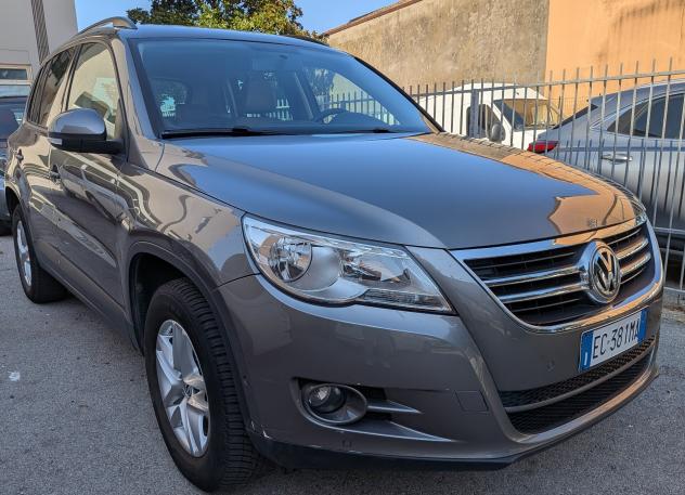Volkswagen Tiguan 2.0 TDI 140 CV BlueMotion - Foto 2