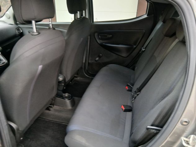 Lancia Ypsilon 1.2 Gold Ok neopatentati prezzo finanziabile - Foto 6