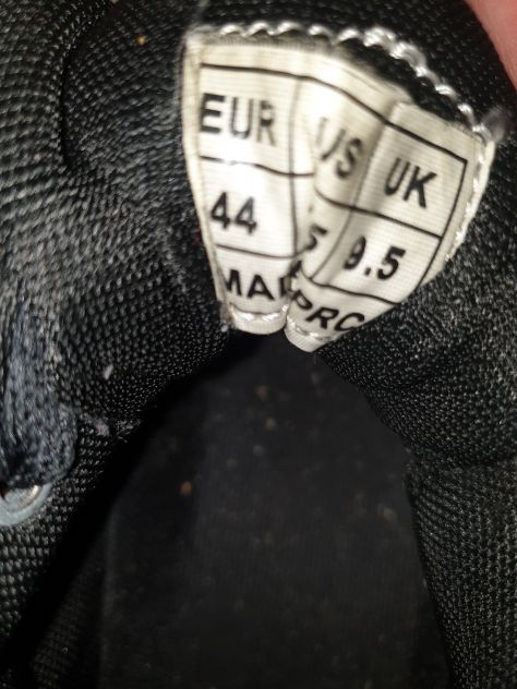 Scarpe da ginnastica usate 44 - Foto 2