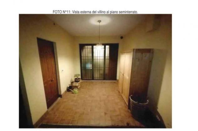 Immobile in asta di 140 m² con più di 5 locali e box auto in vendita a Fara in Sabina - Foto 9