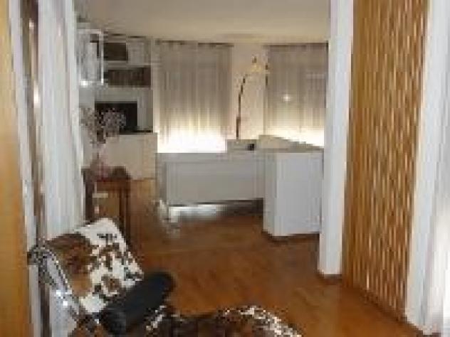 IMMOBILI-IMMOBILE RESIDENZIALE-Via Giuseppe Verdi, 40, 04100 Latina LT, Italia - Foto 2
