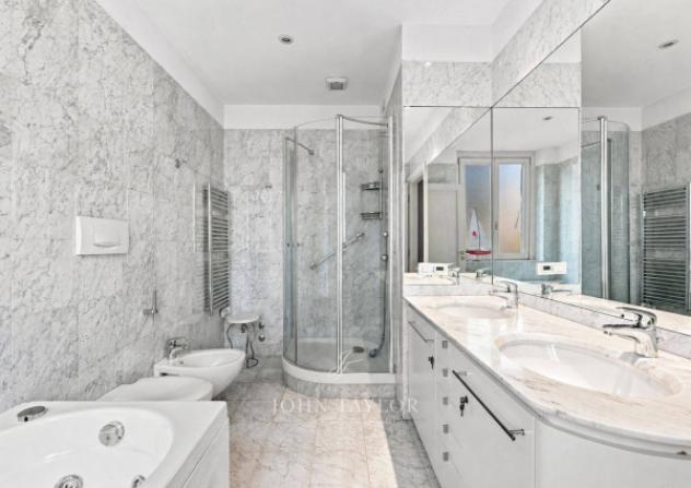 Appartamento di 230 m² con 5 locali e box auto in vendita a Milano - Foto 17