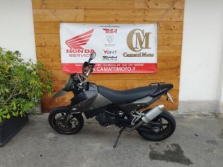 KTM 690 Enduro KTM 690 Enduro