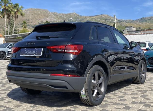 Audi Q3 Business 2.0 TDI 150CV S-Tronic 35 - Foto 4