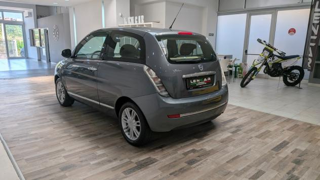 Lancia Ypsilon 1.2 Platino - Foto 9