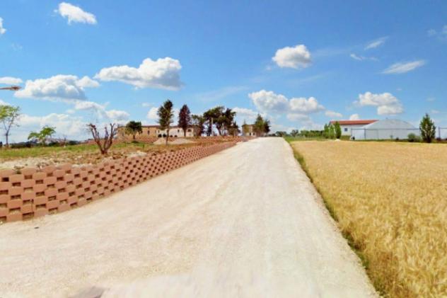 Immobile in asta di 2741 m² in vendita a Montecassiano - Foto 2
