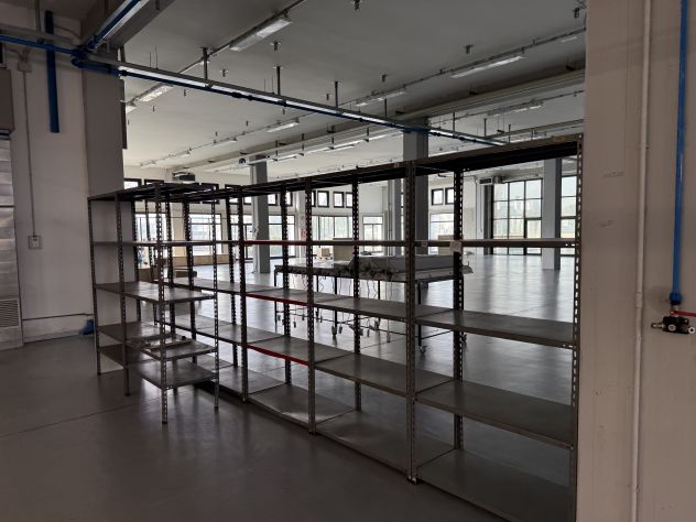 Scaffalature e armadietti metallici - Foto 2