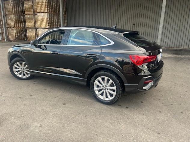 Audi Q3 SPB 35 TDI quattro S tronic Business Plus - Foto 3