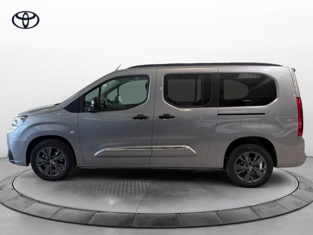Toyota Proace City Verso 1.5D 130Cv S&S A/T L2 D Luxury - Foto 2