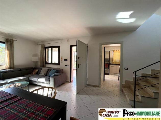 CARINI – VIA MILIOTI | PORZIONE DI VILLA BIFAMILIARE CON 500 MQ DI TERRENO - Foto 12