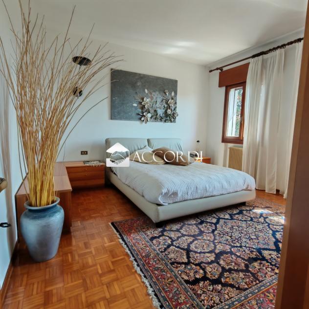 CASA INDIPENDENTE di 5 vani e di 240 mq (FONTE) rif. BL129 - Foto 16