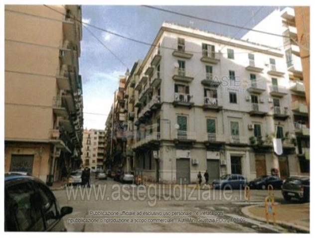 IMMOBILI-IMMOBILE RESIDENZIALE-Via Egidio Giusti, 7, 74121 Taranto TA, Italia