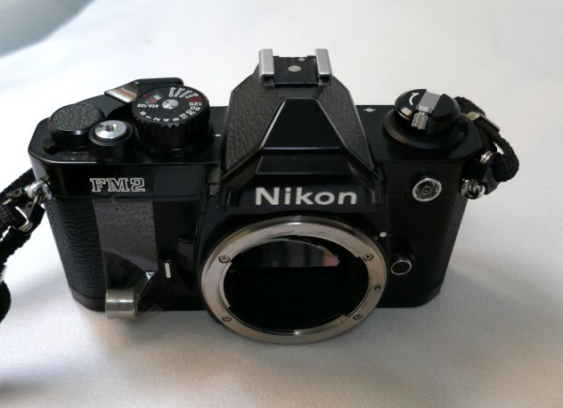 Vendita macchina fotografica NIKON con Flash + obiettivo angolare - Foto 3