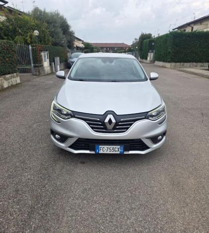 RENAULT Megane Mégane dCi 8V 110 CV EDC Energy Bose rif. 24225918 - Foto 2