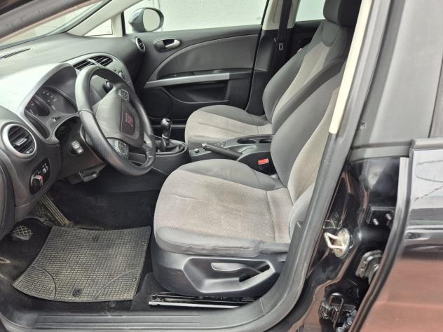 Seat Leon 2.0 TDI CR DPF Style - Foto 7