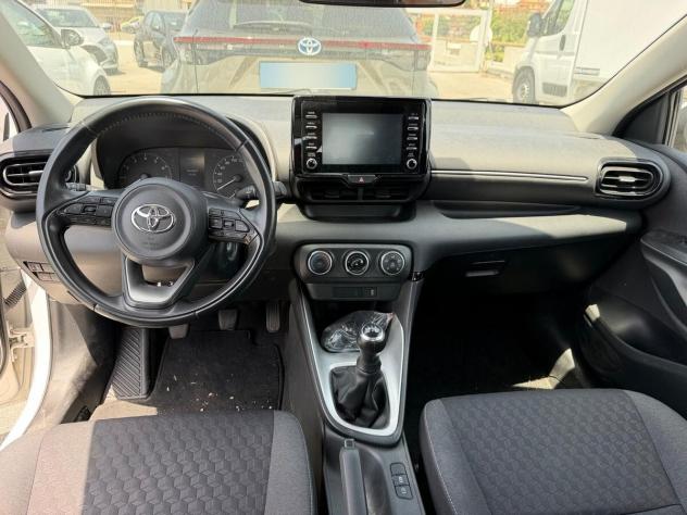 Toyota Yaris 1.0 5 porte Active - Foto 10