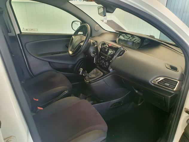 Lancia Ypsilon 1.2 GPL - 2013 - KM: 92 MILA!!! - Foto 10