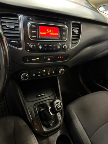 Kia Carens 1.7 CRDi 115 CV Cool - Foto 9