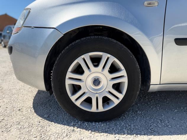 Fiat Idea 1.4 Dynamic 50.000 KM !! - Foto 9
