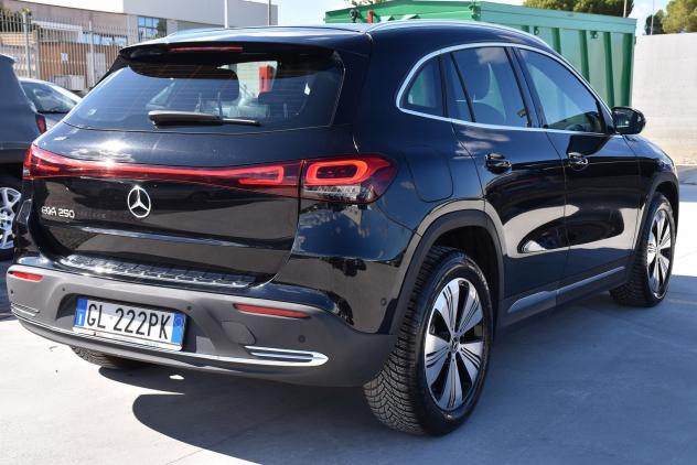 Mercedes-Benz EQA EQA 250 SPORT *LUCI AMBIENTE* - Foto 4