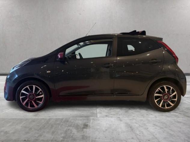 TOYOTA Aygo Connect 1.0 VVT-i 72 CV 5 porte x-wave rif. 24062942 - Foto 2