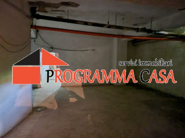 TORVAJANICA Box Triplo in vendita via pola 45 MQ PEDONALE - Foto 3