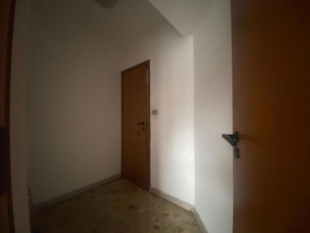 Muri negozio Via Setriere 70 Moncalieri - Foto 6