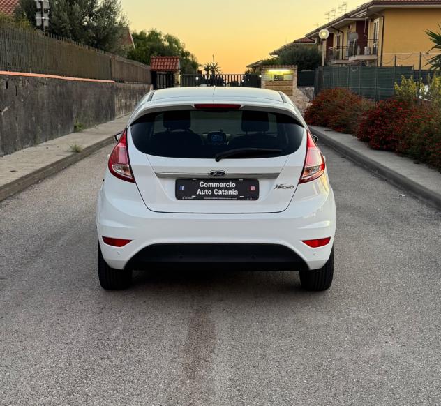 Ford Fiesta 1.5 TDCi TITANIUM - Foto 2