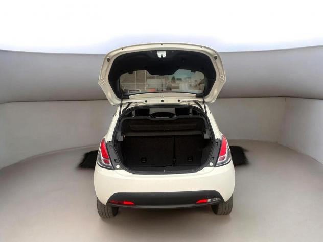 Lancia Ypsilon Ypsilon 1.0 firefly hybrid Gold s&s 70cv 5p.ti - Foto 9