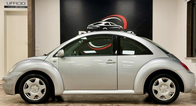 Volkswagen New Beetle - Foto 8