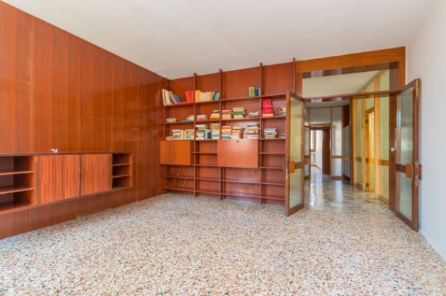 Appartamento di 129 m² con più di 5 locali in vendita a Venezia - Foto 5