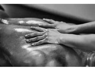 Massaggi - benessere Salerno - Relax Tel:3509496283