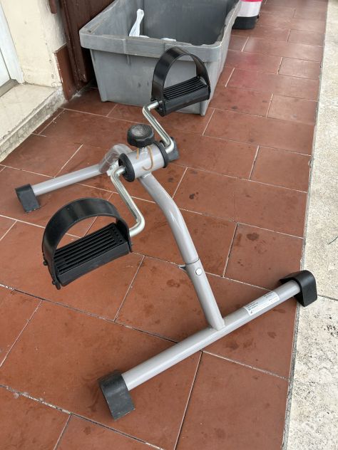 PEDALIERA per RIABILITAZIONE,CIRCOLAZIONE - Foto 2