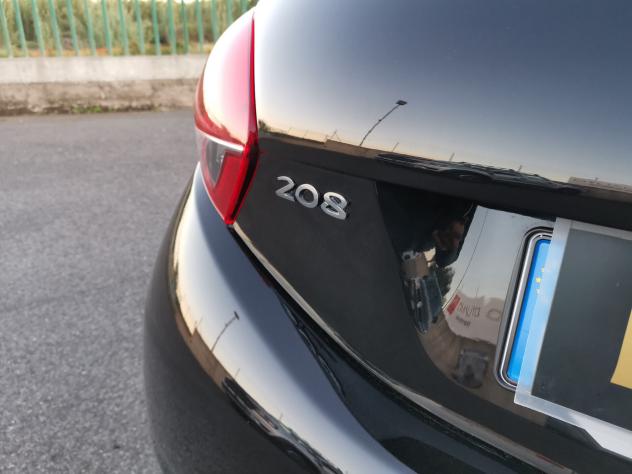 Peugeot 208 BlueHDi 75 5 porte Black Line 2 - Foto 8