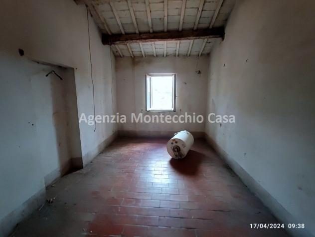 TIPICA CASA COLONICA MARCHIGIANA DI AMPIE DIMENSIONI CON LOCALI USO DEPOSITO E CORTE ESCLUSIVA CIRCOSTANTE - Foto 8