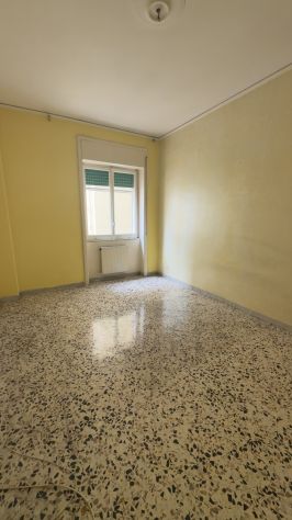 AMPIO APPARTAMENTO IN VIA LUCIO PETRONE - Foto 10