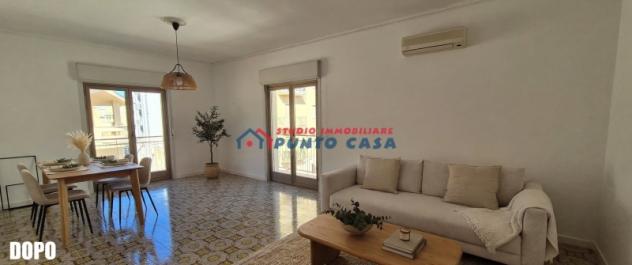 PRESSI VIA CESARO’ – Appartamento al 2° e ultimo p. s/a – 145mq ca. – 4 vani + acc. + p.auto. Ottimo contesto condominiale. Euro 119 mila CL B - Foto 4