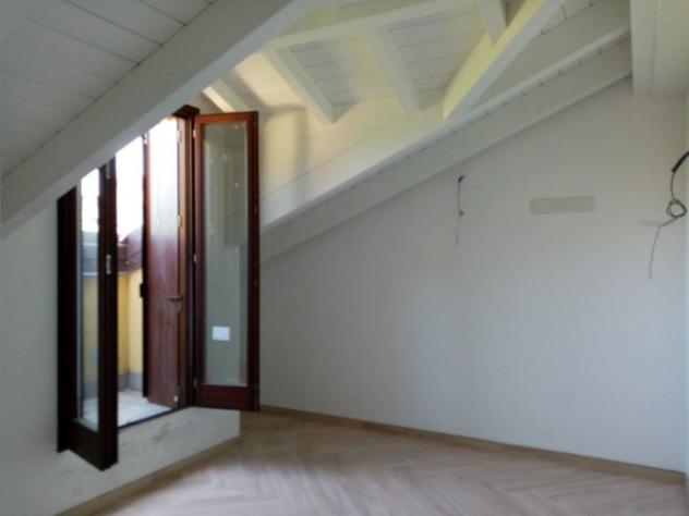 Appartamento di 120 m² con 3 locali in affitto a Varese - Foto 17