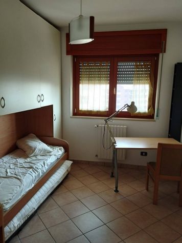 Offro stanza singola in Baronissi (Sa) - Foto 2