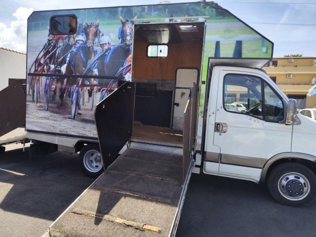 Iveco Trasporto cavalli 35c14 - Foto 9