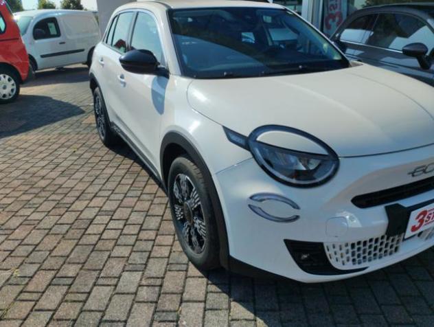 FIAT 600 Hybrid 110 CV DCT MHEV rif. 23926139 - Foto 3