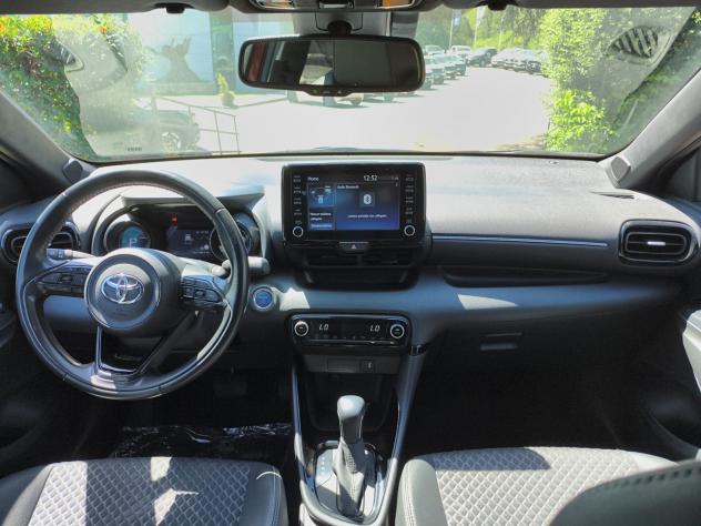 Toyota Yaris 1.5h Style - Foto 8