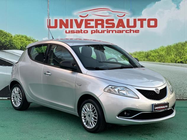 Lancia Ypsilon 1.2 Benzina 69cv Silver 2016 - Foto 2