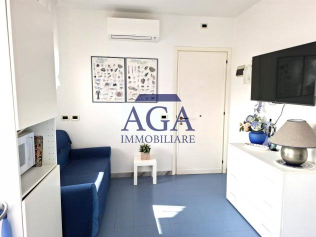 APPARTAMENTO di 3 vani e di 45 mq (JESOLO) rif. AR55_27 - Foto 9