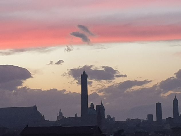 ACQUISTO URGENTE ATTICO 250 MQ CON TERRAZZO E BOX QUARTIERE TRIESTE ROMA